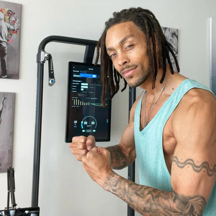 Allein with his Speediance home gym
